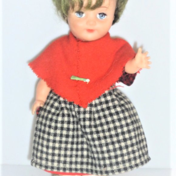 Vintage DOLL Scottish Outfit Red Cape Doll Shoes Doll Socks Toy Doll - Picture 1 of 8